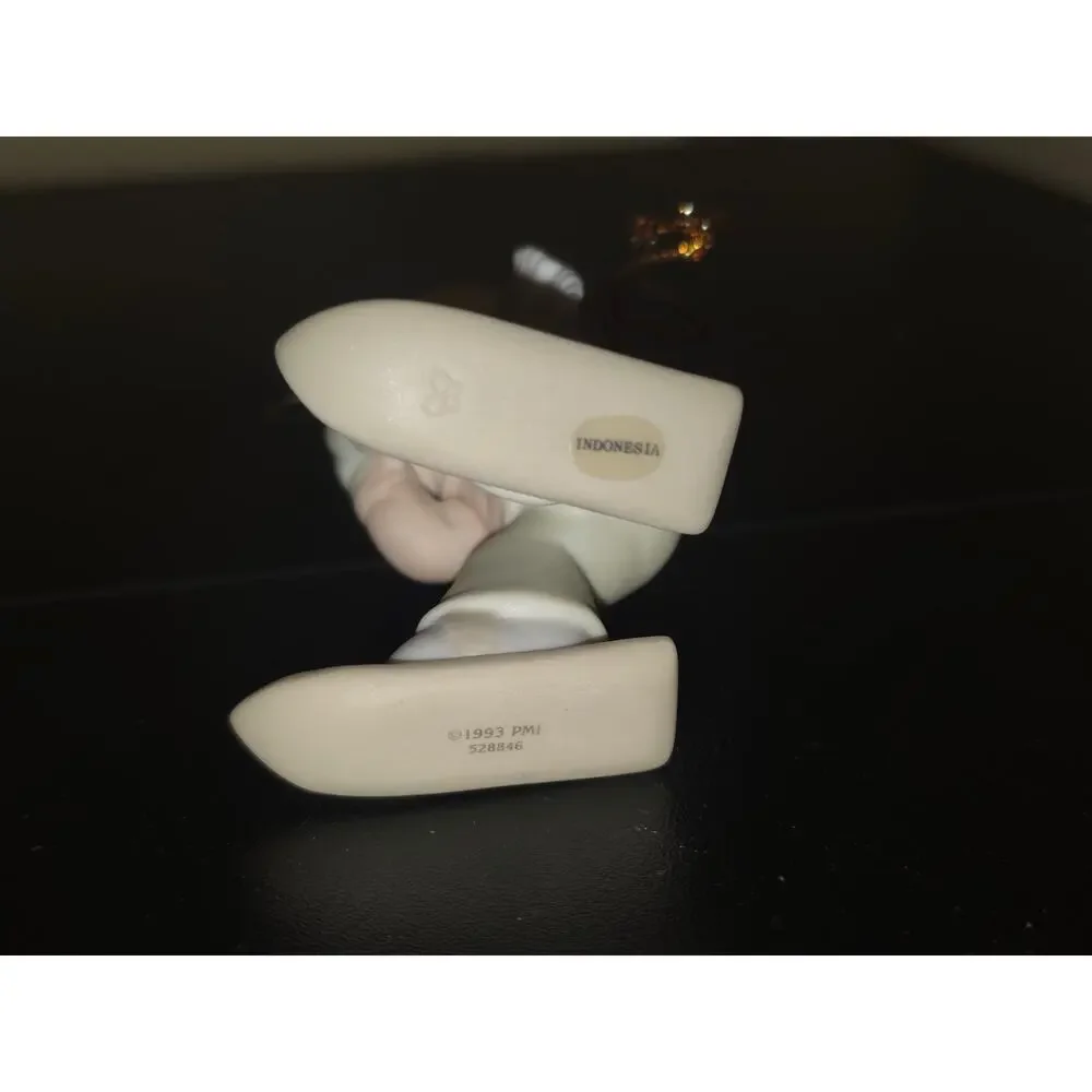 Precious Moments 528846 It's So Uplifting To Have A Friend Like You Ornament '93
